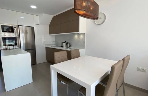 Mil Palmeras Apartment | Penthouse Avec Solarium Privé à 250m de la Plage