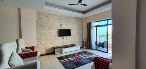 Ras Makamaiwe Apartment | Penthouse Five - The Beautiful 3Br En-suite Apt