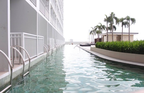 Pasay Condo | Penthouse Floor Overlooking Manila Bay