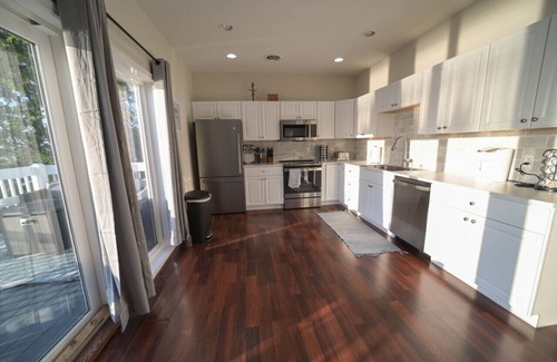 Sylvan Beach Condo | Penthouse | Historic Oneida Lakefront Condo 5