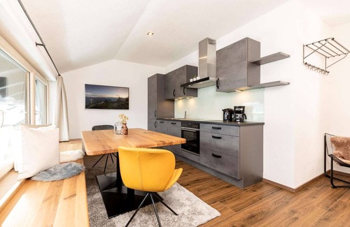 Strass im Zillertal Apartment | Penthouse in Strass near Zillertal Alps