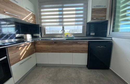 Kyrenia Apartment | Penthouse I Spectacular Views I Spacious Terrace