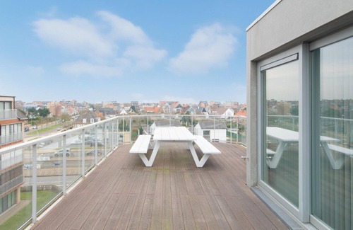 Stene Apartment | Penthouse in Ostend with sea view dining