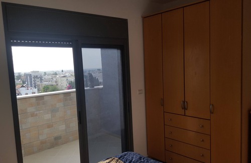 Rehovot Apartment | Penthouse in the City