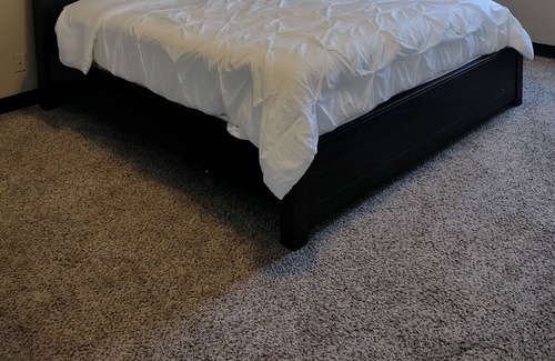 St. Louis Apartment | PENTHOUSE in the Delmar Loop area with amazing city views. Very family friendly.