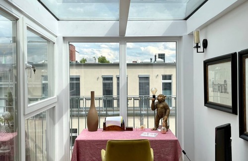 Kreuzberg Apartment | Penthouse in trendy Berliner neighborhood