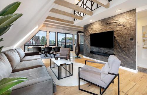 Halstenbek Apartment | Penthouse Kokorey