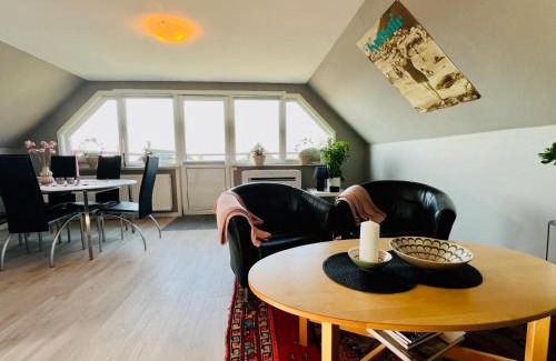 Molle Apartment | Penthouse-lägenhet med två sovrum & terass med havsutsikt