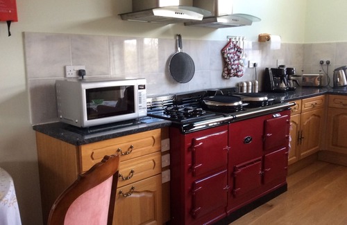 Probus Apartment | Penthouse Luxury Suite for 4 persons with 2 marble bathroom