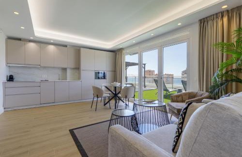 Campos Eliseos Apartment | Penthouse Malagueta Sea View