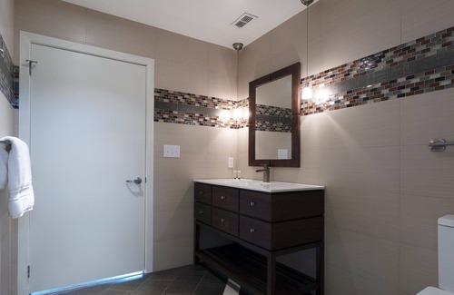 South Eola Condo | PENTHOUSE Modern/Stylish Open floor plan w/parking