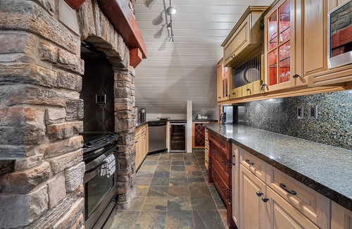 Canmore Condo | Penthouse~ Mountain View