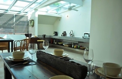 Parque Apartment | PentHouse Ocean views, Top-Roof Pool,10 Steps to Beach, Groups, max.9 2bed/2bath