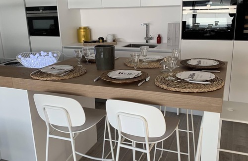 Platja d'Aro Apartment | PENTHOUSE on the beach, PRIVATE swimming pool from June to September, large rooftop, 4 bedrooms