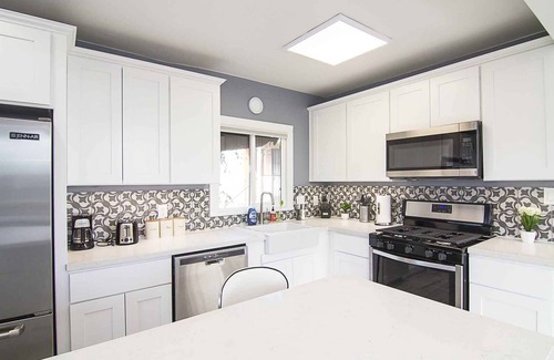 Hollywood Apartment | Penthouse One @ World Artists Living