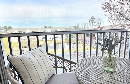 Rehoboth Beach Condo | Penthouse Place a TOP floor condo for you and yours