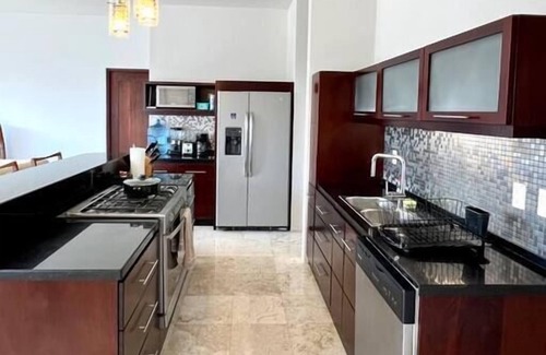 Francisco Uh May Apartment | Penthouse - Private - Pool & Heated Jacuzzi C3011