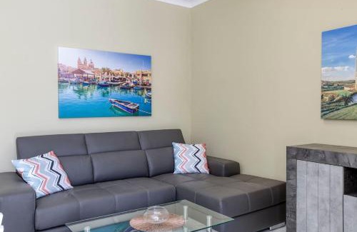 Marsaskala Apartment | Penthouse, Seaview, Beautiful 2br Apt 4