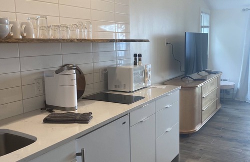 Acme Condo | Penthouse studio breathtaking Grand Traverse Bay views!