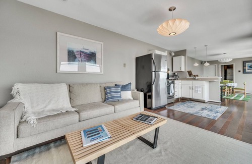 Arnolds Park Apartment | Penthouse Suite, gorgeous West Lake Okoboji views, 1 BDRM above shopping center
