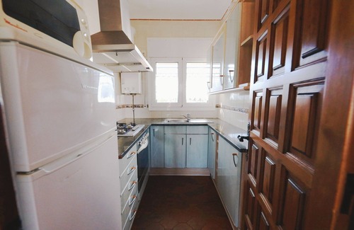 Llanca Apartment | Penthouse, terrace 45 m2 with barbecue and a postcard in front of the eyes!