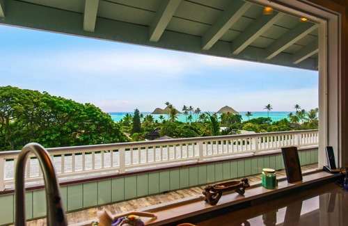 Lanikai House | Penthouse View in Lanikai LANIKAI NUC 90/BB -0108 Most comfortable for 2 or 3.