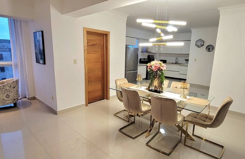 Ensanche Independencia Condo | Penthouse with Amazing Ocean View, 4 Bdrms, 4.5 Bths, Central Location - Gazcue