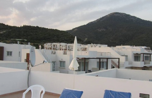Tatlisu Apartment | Penthouse With Breathtaking Panoramic Views of Mediterranean sea and Mountain.