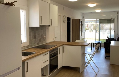 la Trinitat Vella Apartment | Penthouse with lovely Terrace & 2 big rooms