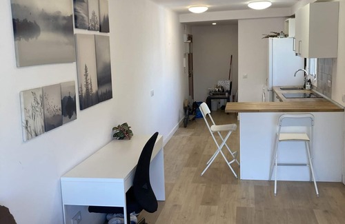 la Trinitat Vella Apartment | Penthouse with lovely Terrace & 2 big rooms