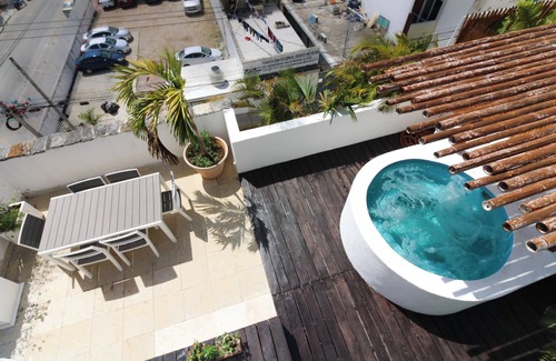Centro Apartment | Penthouse with private Jacuzzi. Super central!