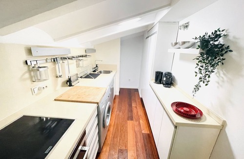 La Xerea Apartment | PENTHOUSE with Office Space in the Historic València, close to everything!