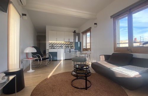 Gothic Quarter Apartment | Penthouse with private terrace