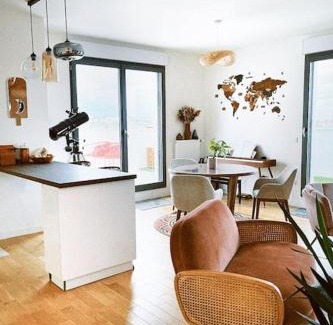 Colombes Apartment | Penthouse with rooftop