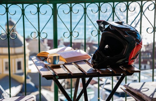 Finale Ligure Apartment | Penthouse with Sea View Balcony