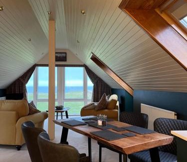 Portskerra Apartment | Pentland view croft with a sea view