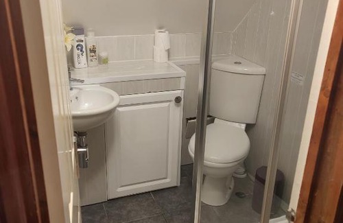 Dol-y-Gaer Bed & Breakfast | Pentre Cottage near Craig y Nos