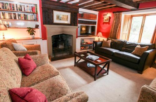 Bronygarth House | Pentre Hall