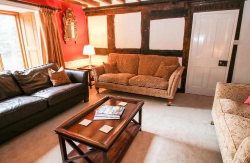 Bronygarth House | Pentre Hall
