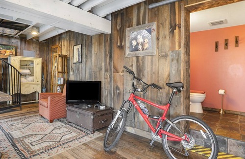 Pentwater Cottage | Pentwater Tree House on Lake Michigan