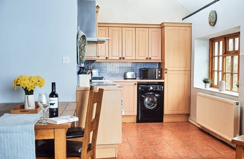 Llanybri Cottage | Penuwch Boathouse , Cosy rural cottage for families with heated indoor pool
