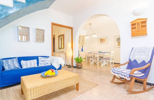 S'Illot-Cala Morlanda House | PENYA - Chalet with private garden in S'Illot. Free WiFi