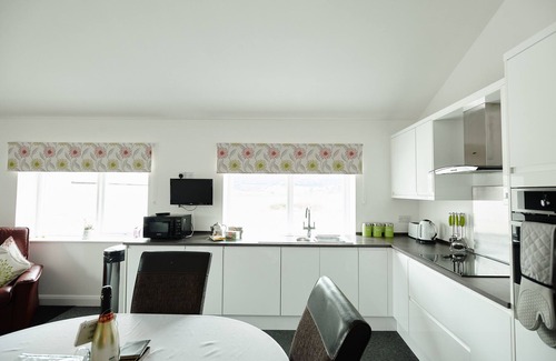 Settle Cottage | PENYGHENT VIEW, family friendly, luxury holiday cottage in Rathmell