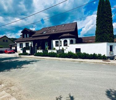Vysne Ruzbachy House | Penzión BACH