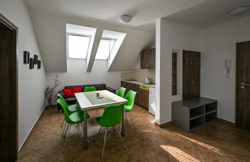 Velke Bilovice House | Penzion Žurek