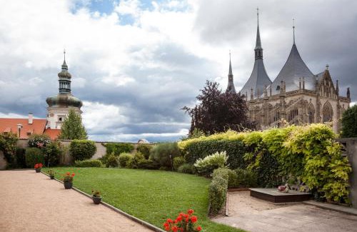 Kutna Hora House | Penzion a Restaurant Barbora