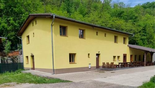 Jilove u Prahy House | Penzion a Restaurant Jaro