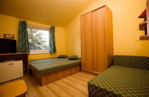 Patince House | Penzion Adriana