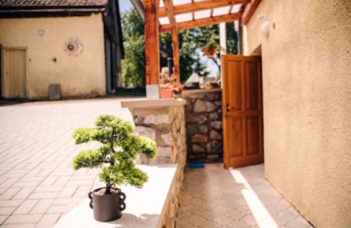 Kotvrdovice Apartment | Penzion BAVI