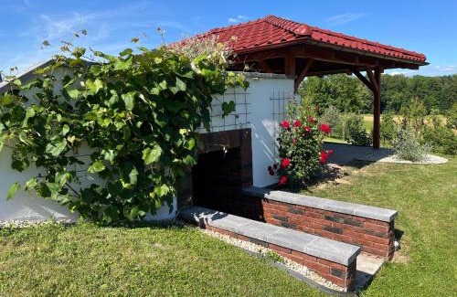 Zavisice House | Penzion Bez Modrého Páva